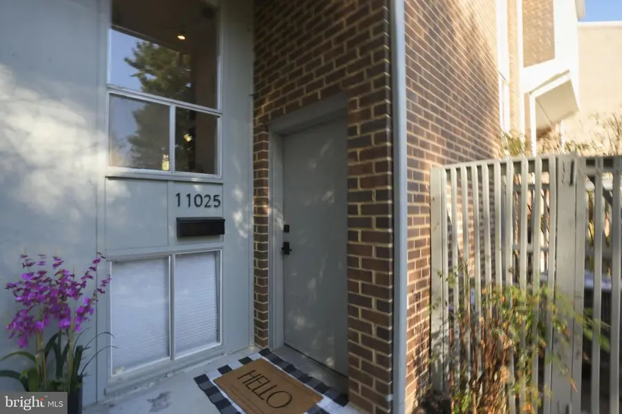 11025 Saffold Way, Reston, VA 20190 - #3