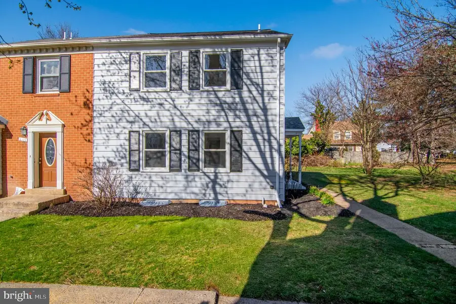 412 Magnolia Ct, Herndon, VA 20170 - #2