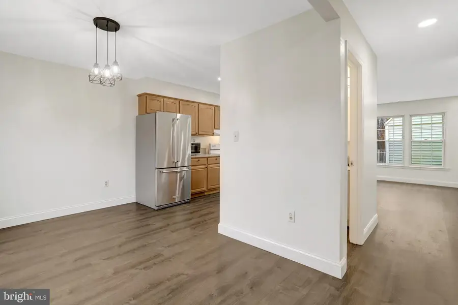 5840 Burke Manor Ct, Burke, VA 22015 - #3