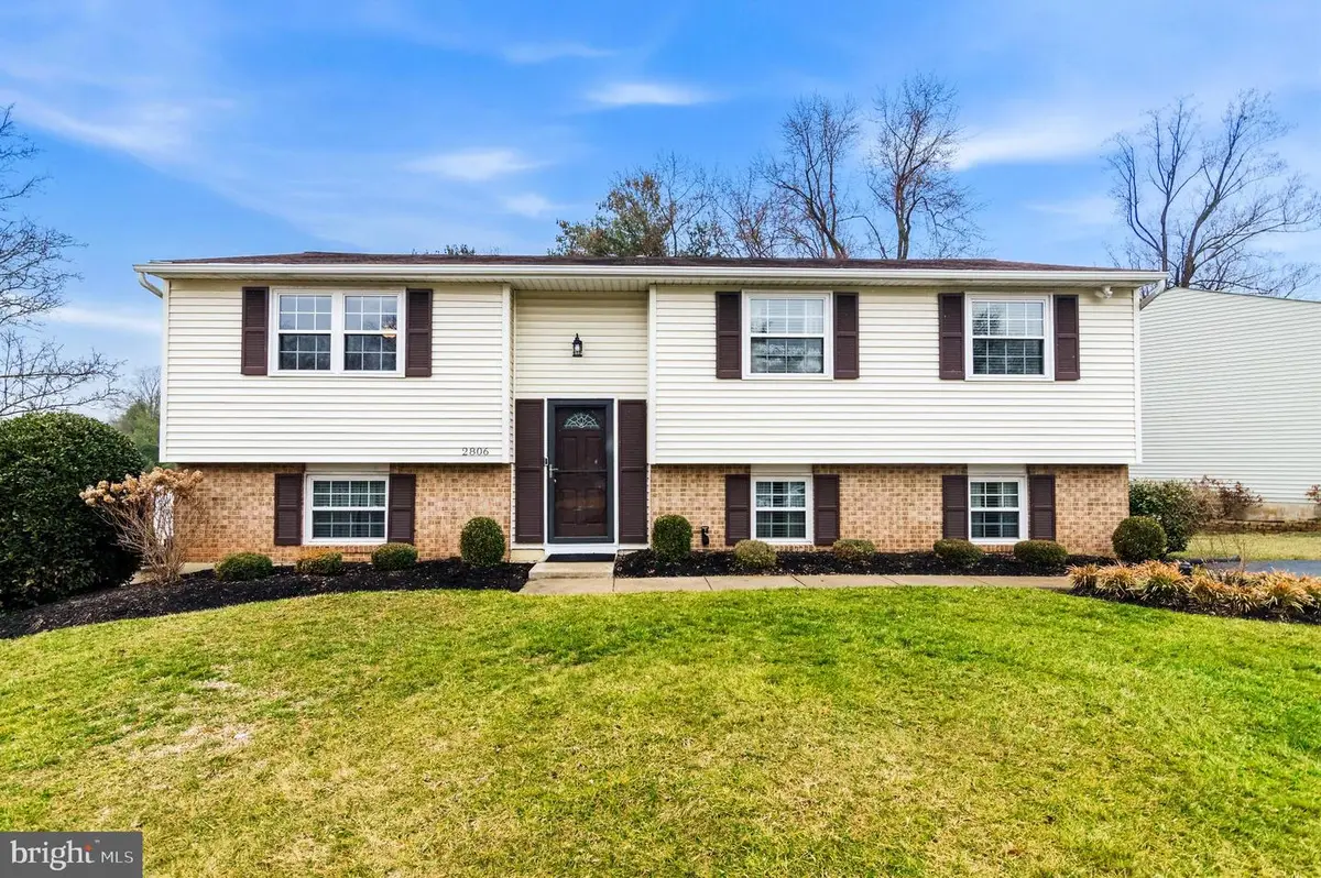 2806 Logway Rd, Vienna, VA 22181 - #1