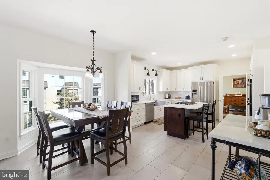 1800 Sunny Creek Cv, Vienna, VA 22182 - #2