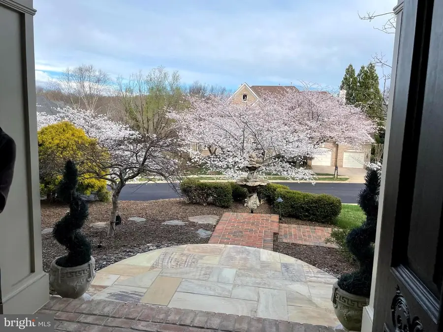 1156 Fieldview Dr, Reston, VA 20194 - #3