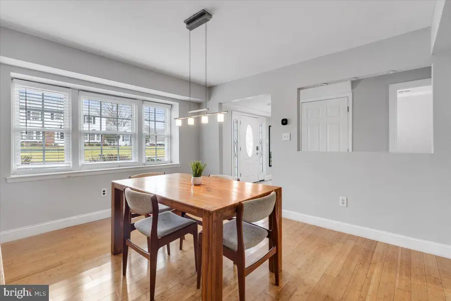 13113 Madonna Ln, Fairfax, VA 22033 - #2