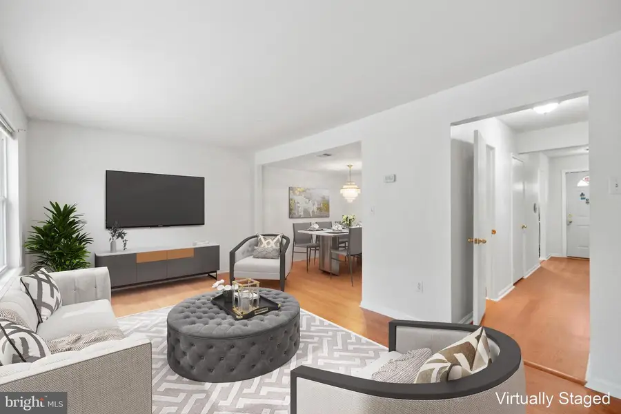 7858 Snead Ln, Falls Church, VA 22043 - #2