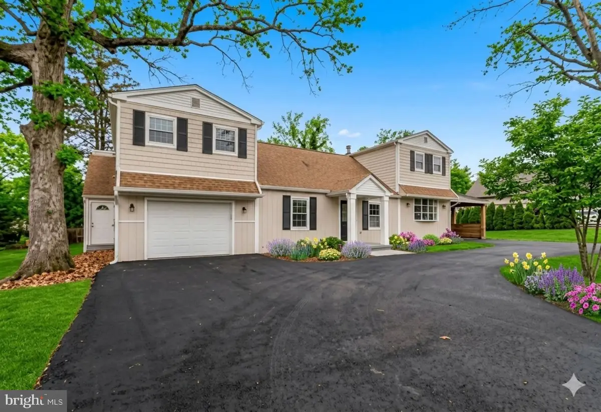 4816 Edwards St, Alexandria, VA 22312 - #1