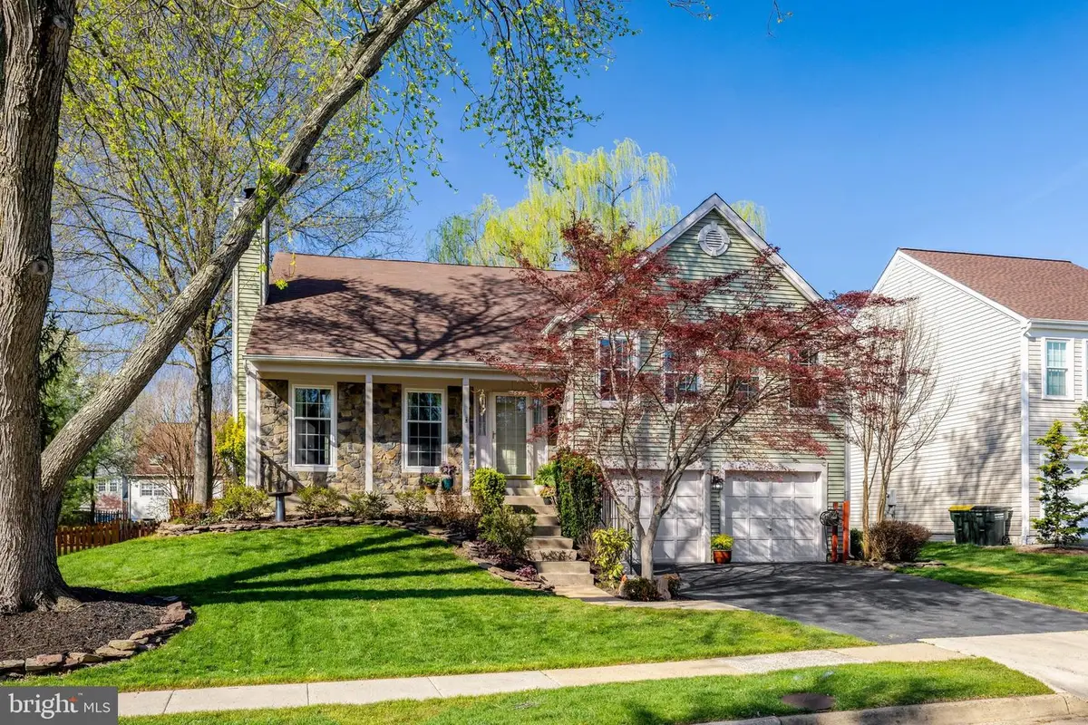 3644 Beech Down Dr, Chantilly, VA 20151 - #1