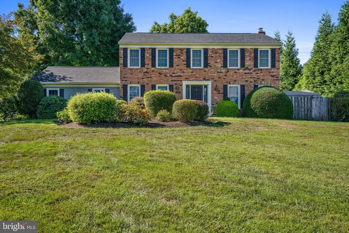 6110 Green Cap Pl, Fairfax, VA 22030 - #1