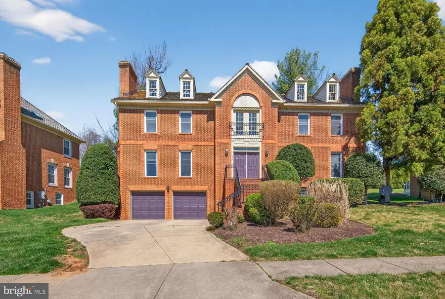 7204 Quiet Cv, Annandale, VA 22003 - #2