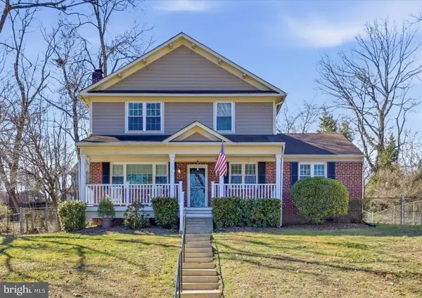 7309 Woodley Pl, FALLS CHURCH, VA 22046