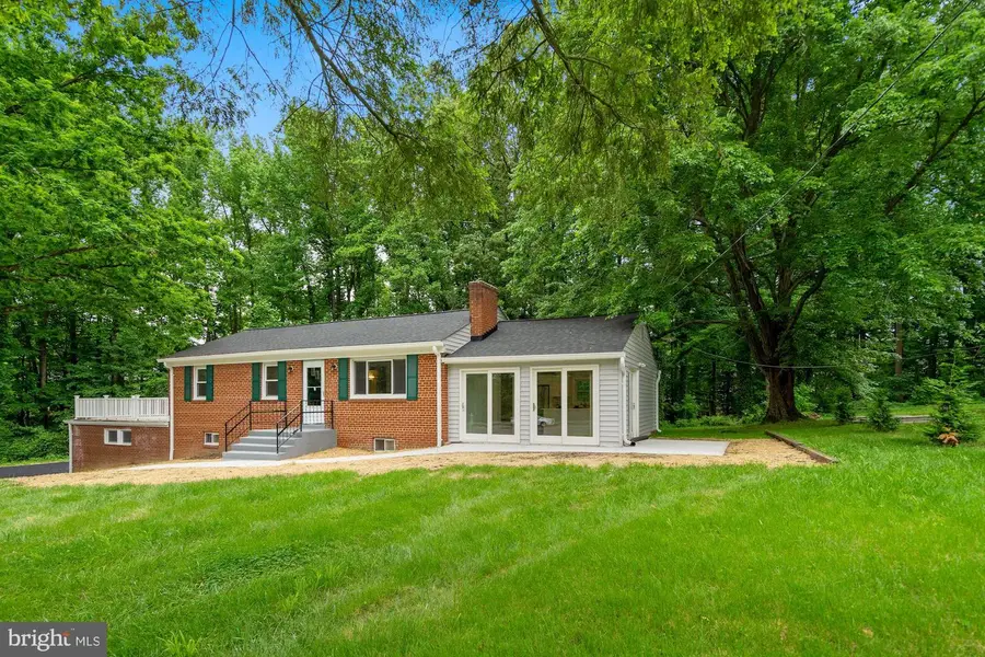 9101 Old Keene Mill Rd, Springfield, VA 22152 - #2