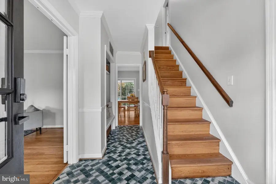 8620 Fort Hunt Rd, Alexandria, VA 22308 - #2