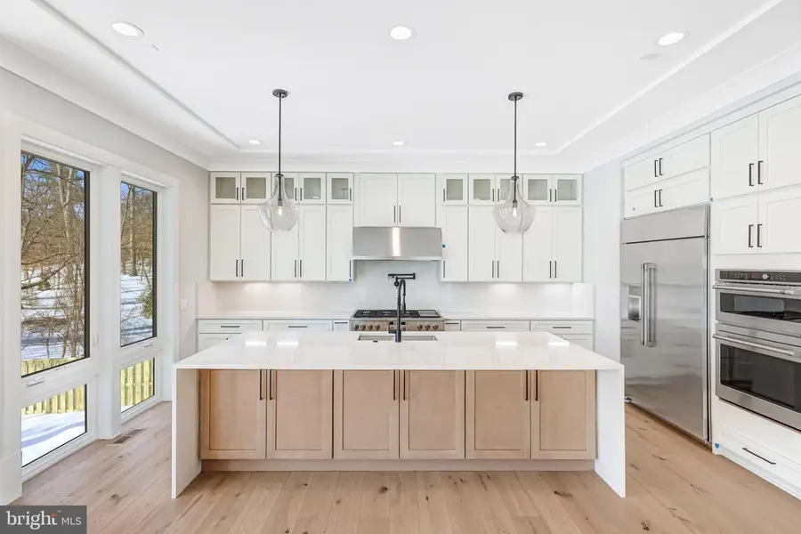 4304 Salina Ct, Fairfax, VA 22030 - #2