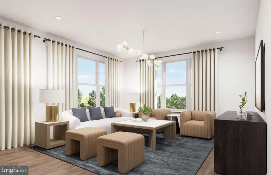 9475b Sprague Ave #8, Fairfax, VA 22031 - #3