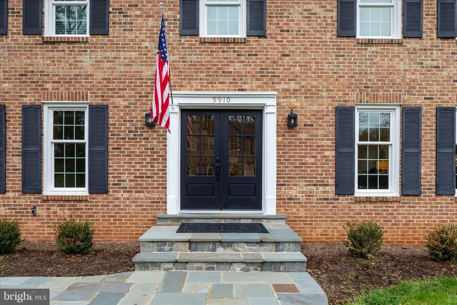 9910 Chase Hill Ct, Vienna, VA 22182 - #2