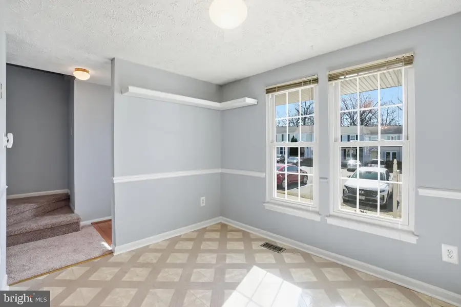 7470 Wounded Knee Rd, Lorton, VA 22079 - #3