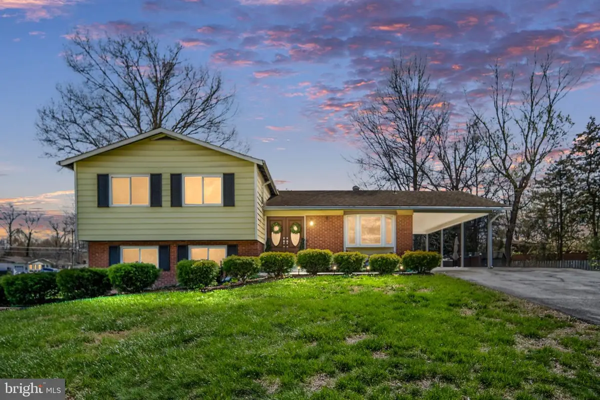 4401 Blyth Pl, Alexandria, VA 22309 - #1