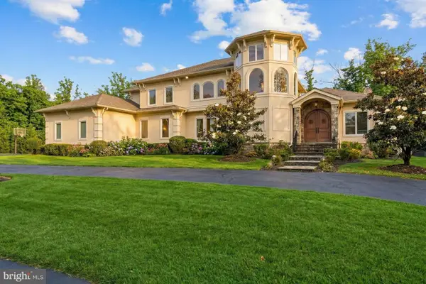 5985 Saint Catherines Ln, LORTON, VA 22079