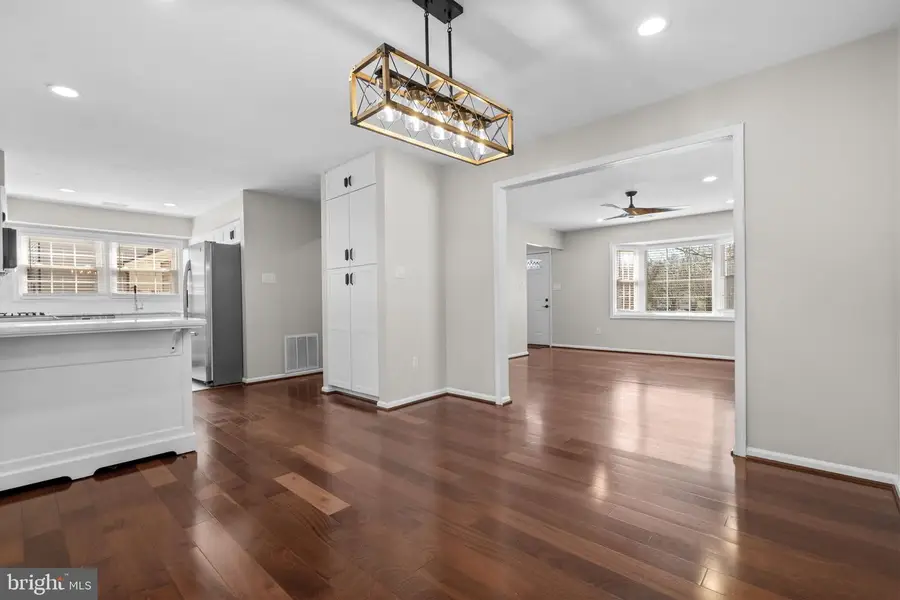 14420 Awbrey Patent Dr, Centreville, VA 20120 - #2