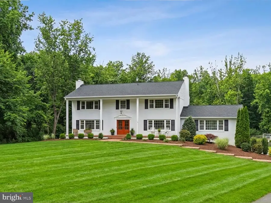 11309 Hunting Horse Dr, Fairfax Station, VA 22039 - #2