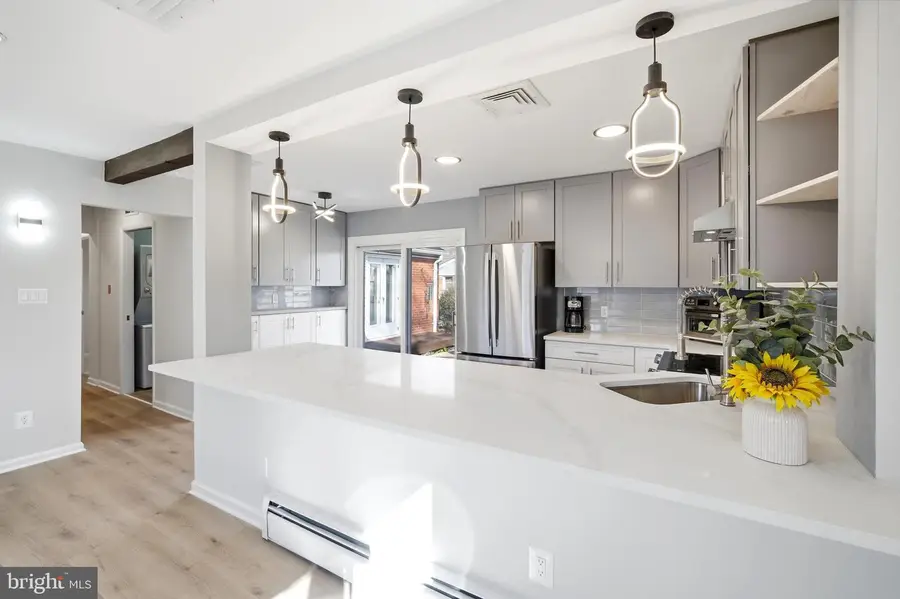 7917 Ashton St, Alexandria, VA 22309 - #3