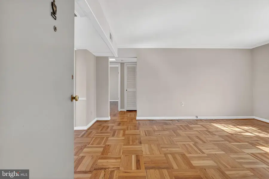 6610 E Wakefield Dr #a2, Alexandria, VA 22307 - #2