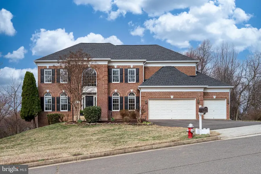 1096 Liberty Meeting Ct, Herndon, VA 20170 - #2