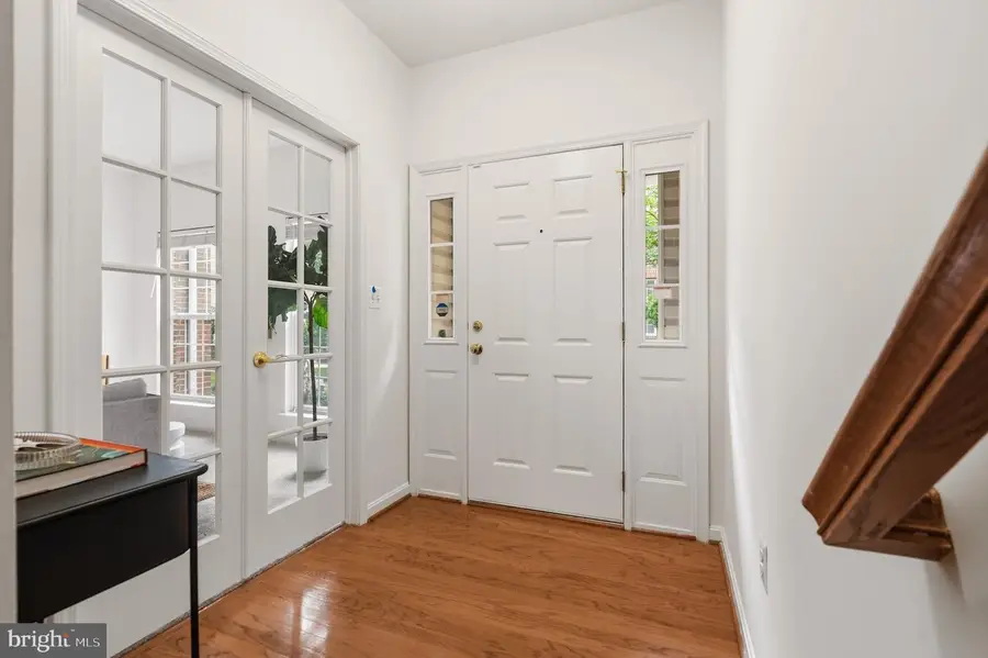 2313 Huntington Station Ct, Alexandria, VA 22303 - #3