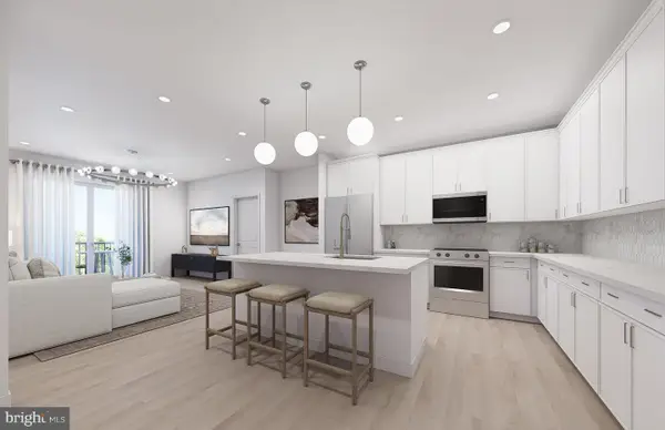 9475 Sprague Ave #411, FAIRFAX, VA 22031