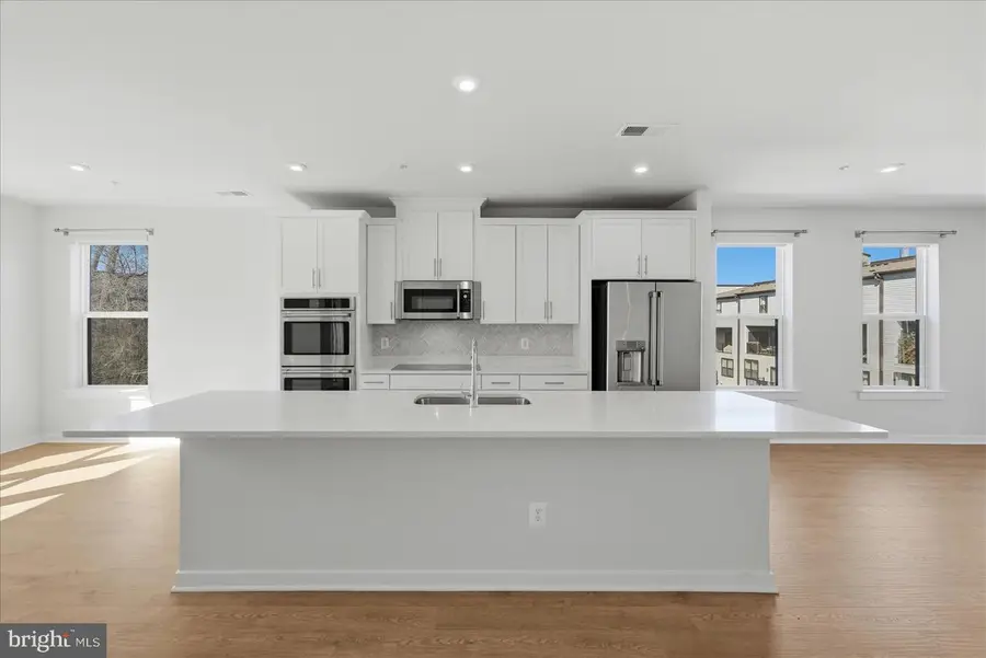 12118 Loblolly Dr #40, Fairfax, VA 22033 - #3