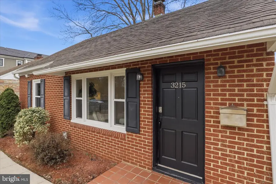 3215 Memorial St, Alexandria, VA 22306 - #3