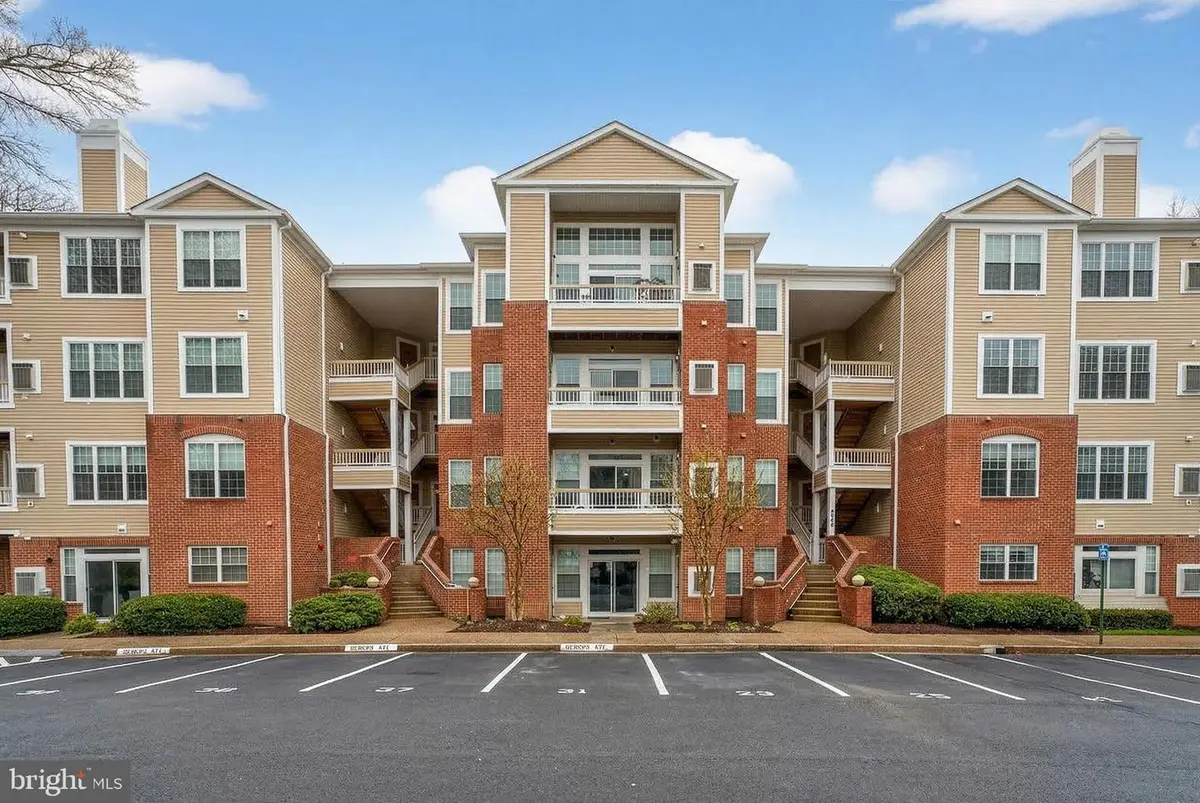 4210 Mozart Brigade Ln #n, Fairfax, VA 22033 - #1