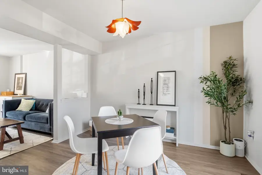 9928 Wood Wren Ct, Fairfax, VA 22032 - #2