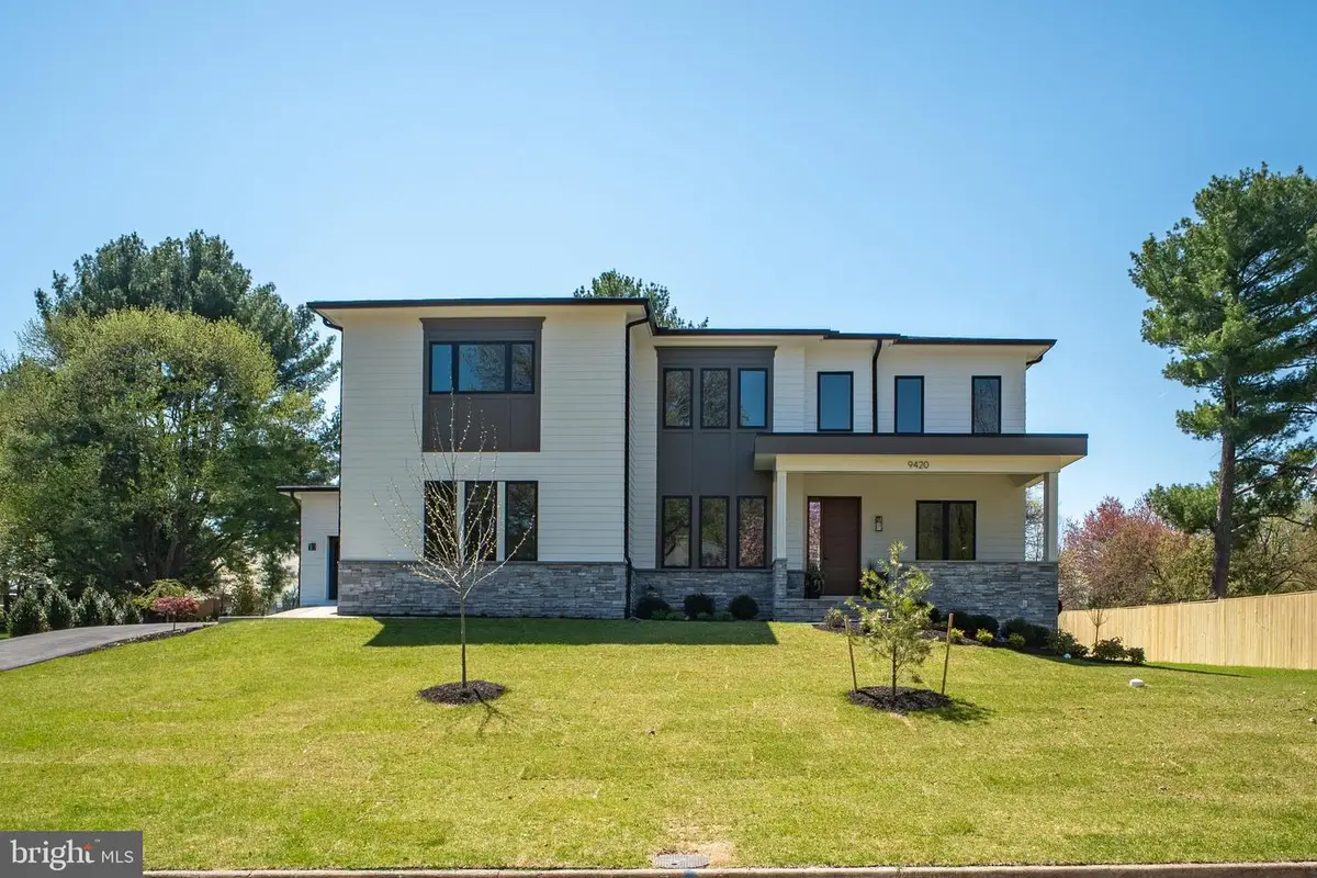 9420 Vernon Dr, Great Falls, VA 22066 - #1