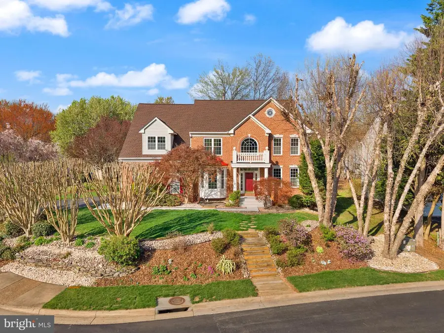 5105 Whisper Willow Dr, Fairfax, VA 22030 - #2