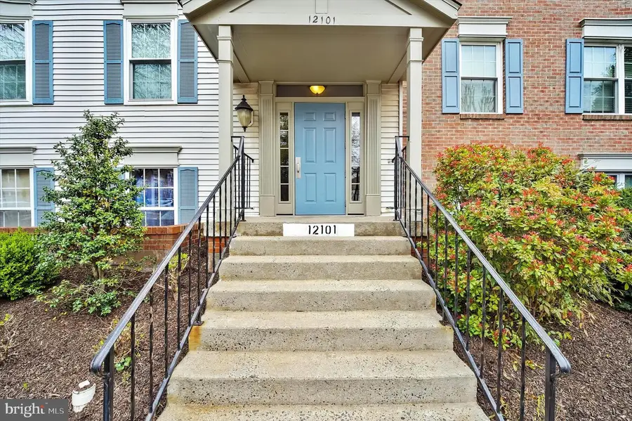 12101 Greenway Ct #202, Fairfax, VA 22033 - #2