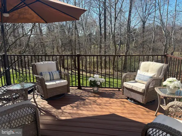 14525 Four Chimney Dr, CENTREVILLE, VA 20120