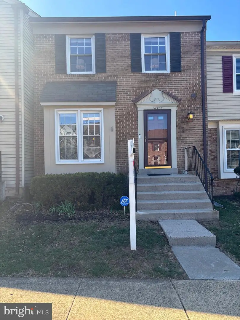 14525 Four Chimney Dr, Centreville, VA 20120 - #2