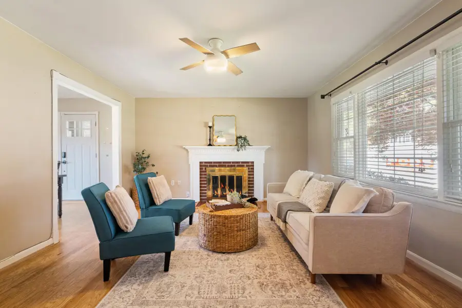 7600 Kingsbury Rd, Alexandria, VA 22315 - #2