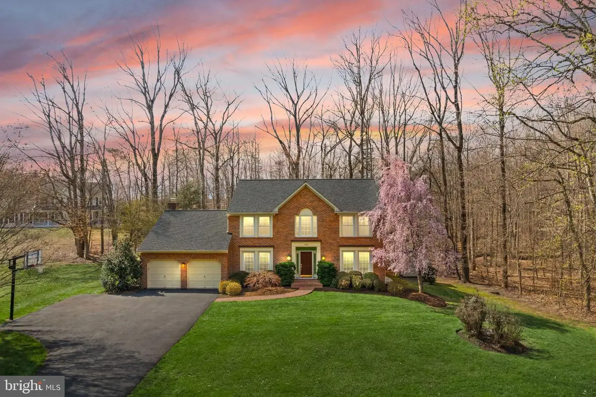 4928 Novak Ln, Fairfax, VA 22030 - #1