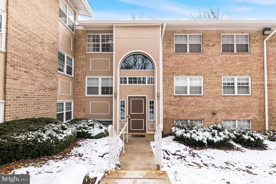 1904 Wilson Ln #101, McLean, VA 22102 - #2