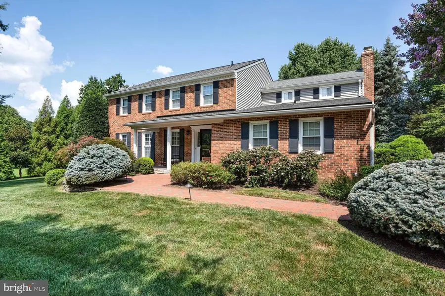 10904 Equestrian Ct, Reston, VA 20190 - #3