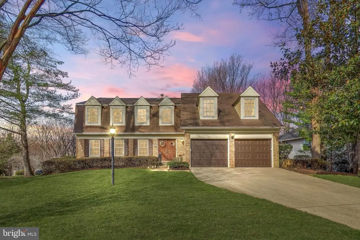 10150 Red Spruce Rd, Fairfax, VA 22032 - #1