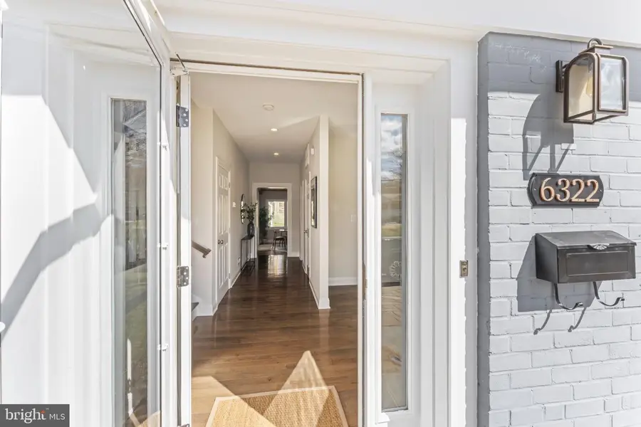 6322 Beachway Dr, Falls Church, VA 22044 - #3