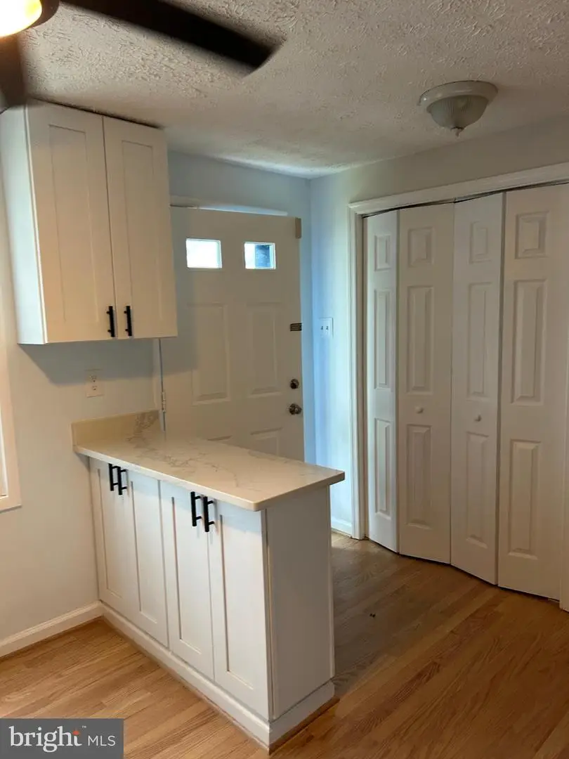 8317 Brookvale Ct, Springfield, VA 22153 - #3