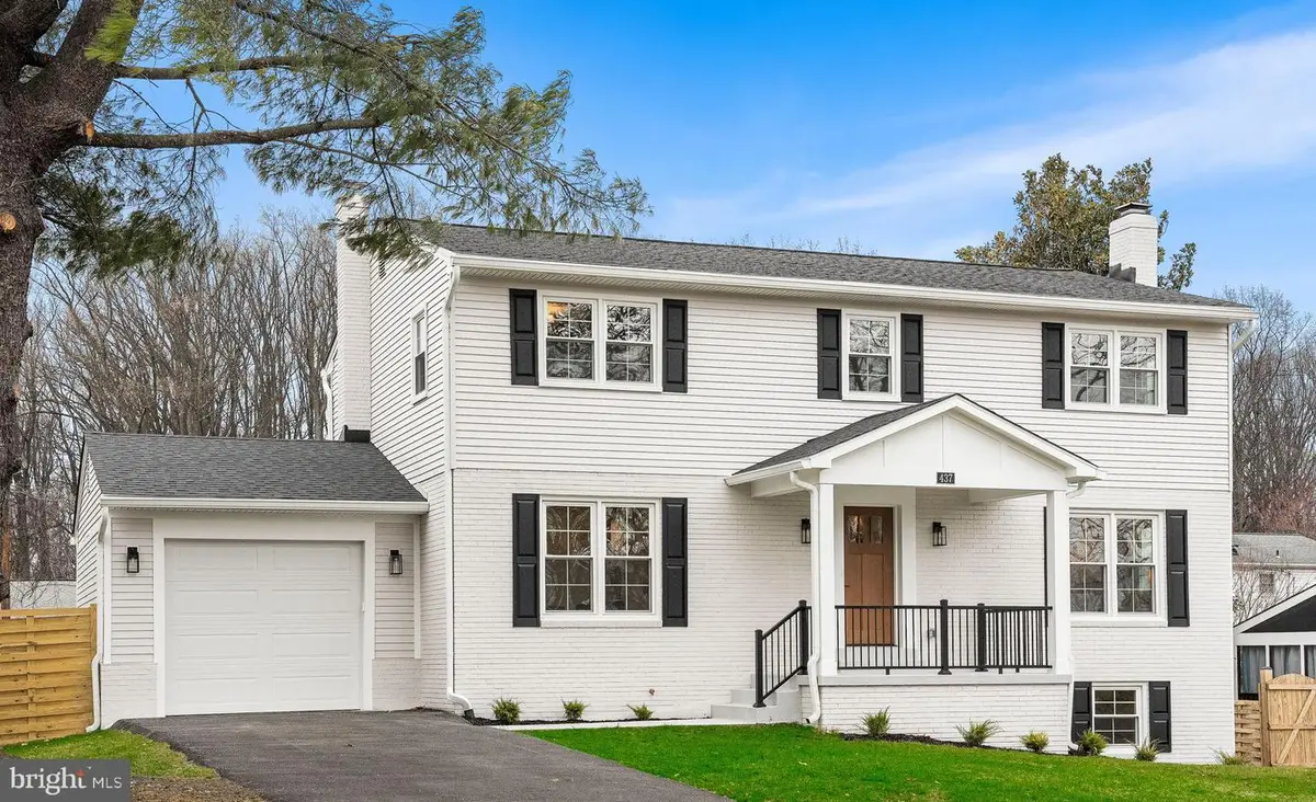 437 Glyndon St Ne, Vienna, VA 22180 - #1