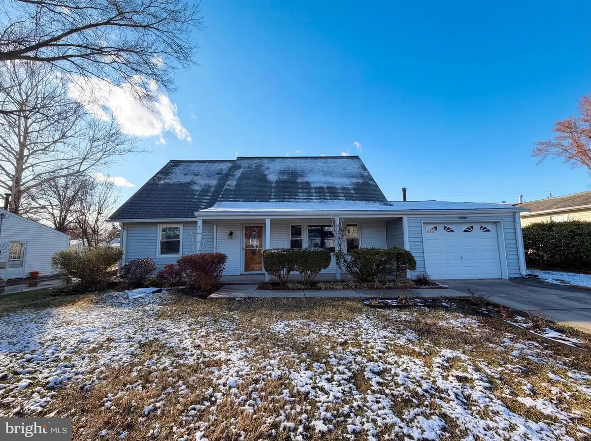 4116 Middle Ridge Dr, Fairfax, VA 22033 - #1