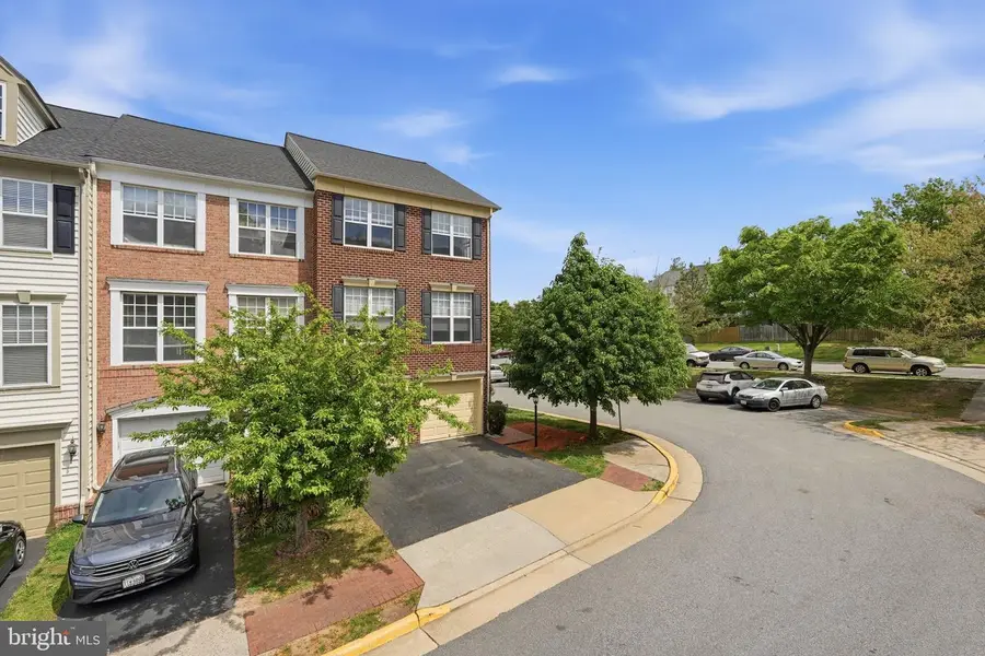 8102 Dove Cottage Ct, Lorton, VA 22079 - #3