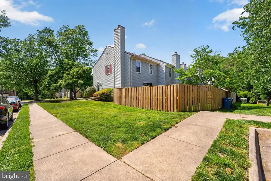 7265 Kousa Ln, Springfield, VA 22152 - #2