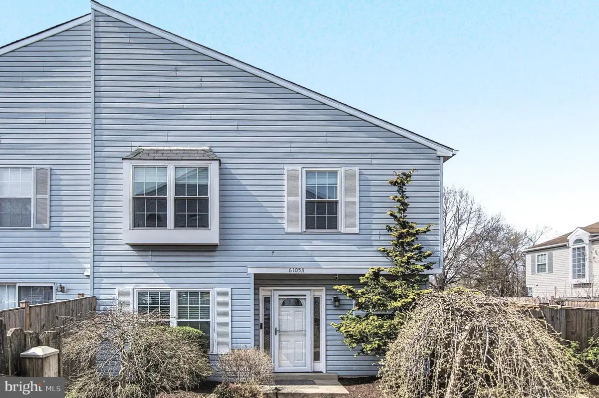 6105-a Hoskins Hollow Cir, Centreville, VA 20121 - #1