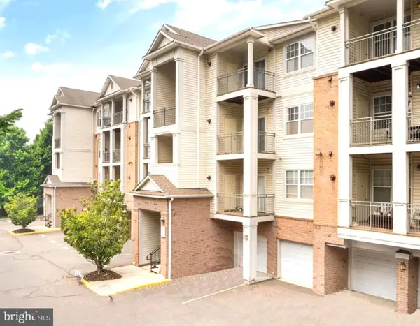 12124 Garden Ridge Ln #301, FAIRFAX, VA 22030